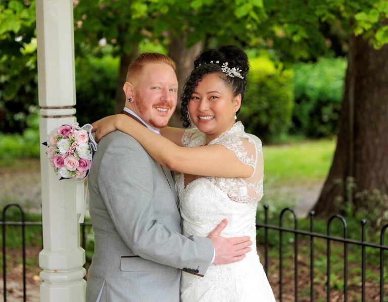 wedding photos at basingstoke registration office