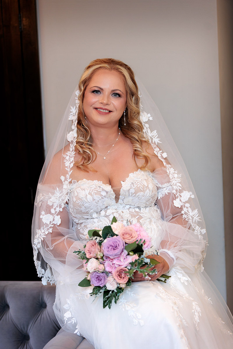 Ufton Court Bridal portrait