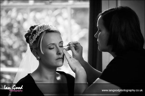 bridal prep by Hampshire wedding photographer