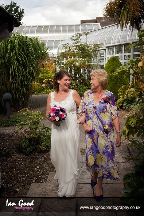 Barcelo_Basingstoke_Wedding_1009D