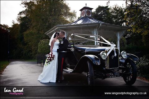 vintage wedding car in Basingstoke