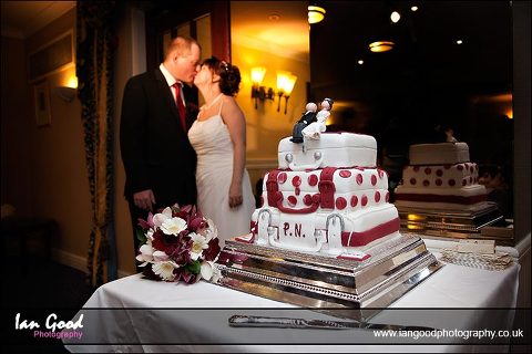 Wedding cake at Basingstoke Country Hotel