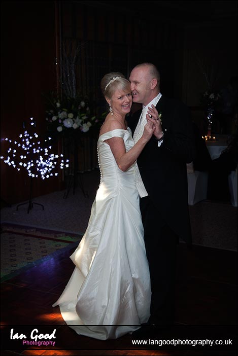Basingstoke_Wedding_Dec10_L
