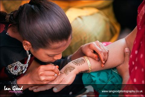Mehndi Indian wedding photography