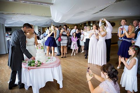 Farnham_Wedding_Photographer_140542