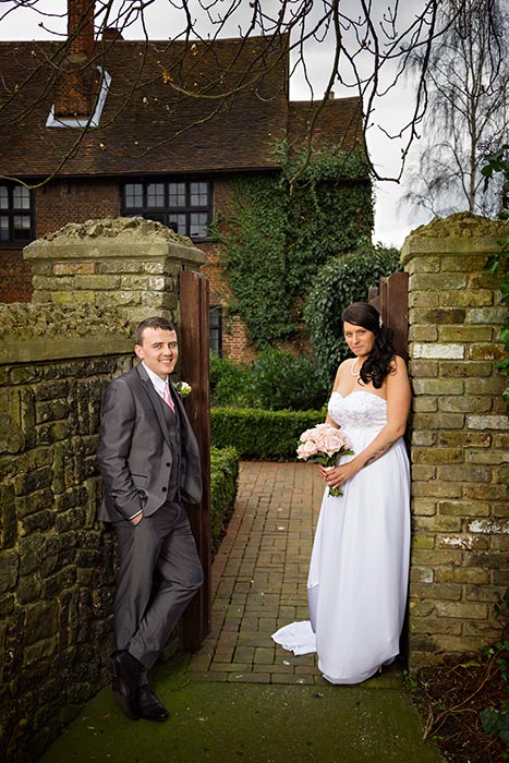 wedding photography at the manor gatehouse in dartford