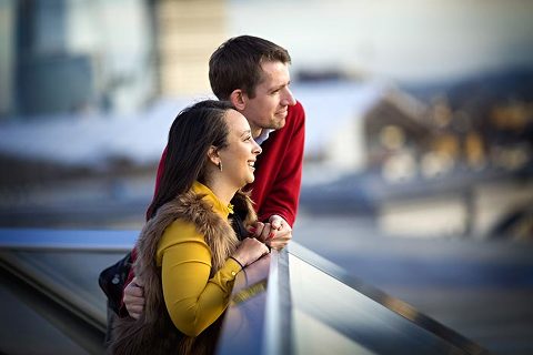 engagement photo in London