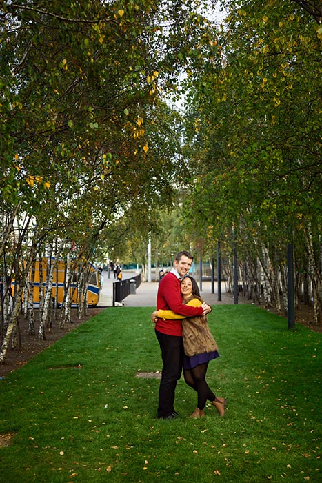 engagement photo in London