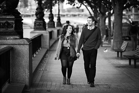 engagement photo in London