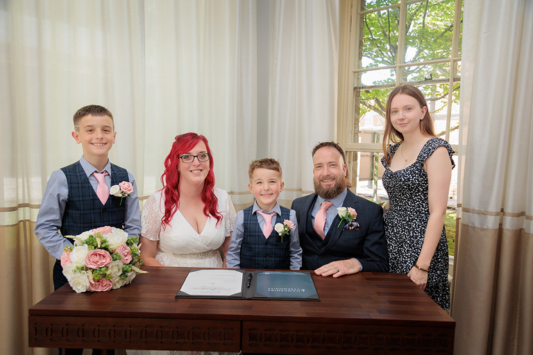 basingstoke register office wedding photography