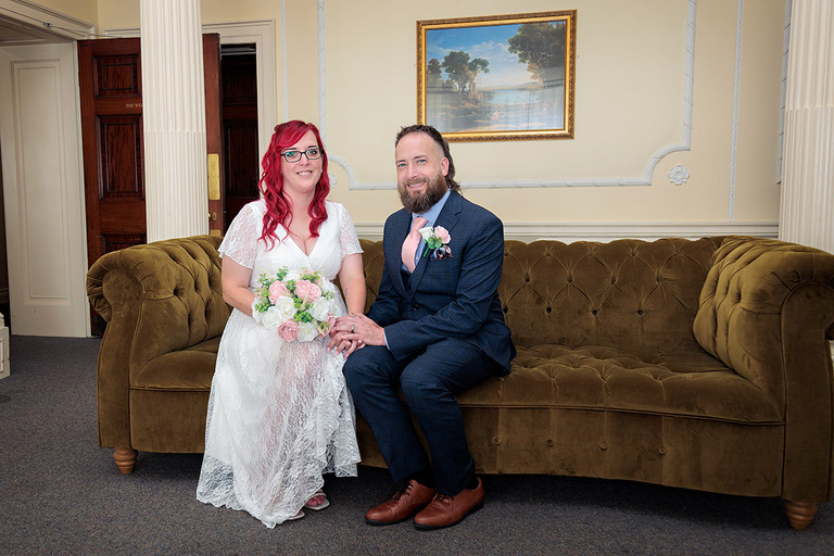 wedding photography at Basingstoke Registry Office