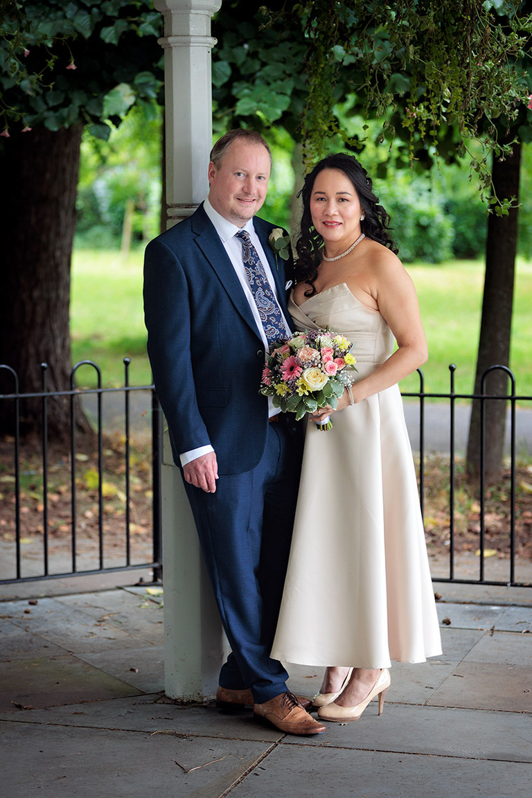 wedding photography in memorial park basingstoke